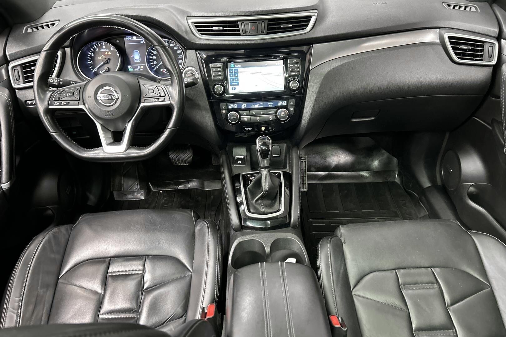 Nissan Qashqai iso kuva 11
