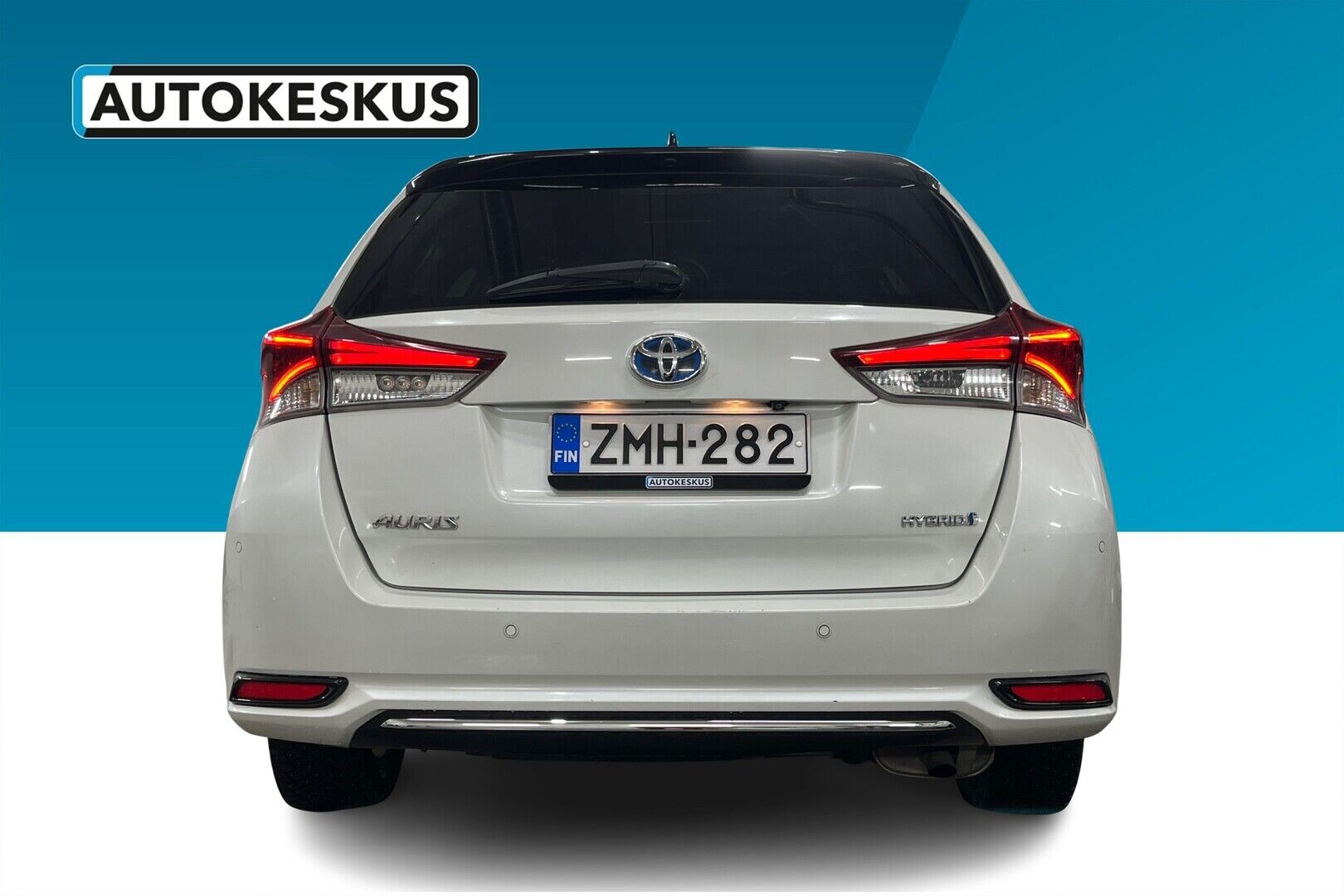 Toyota Auris iso kuva 2