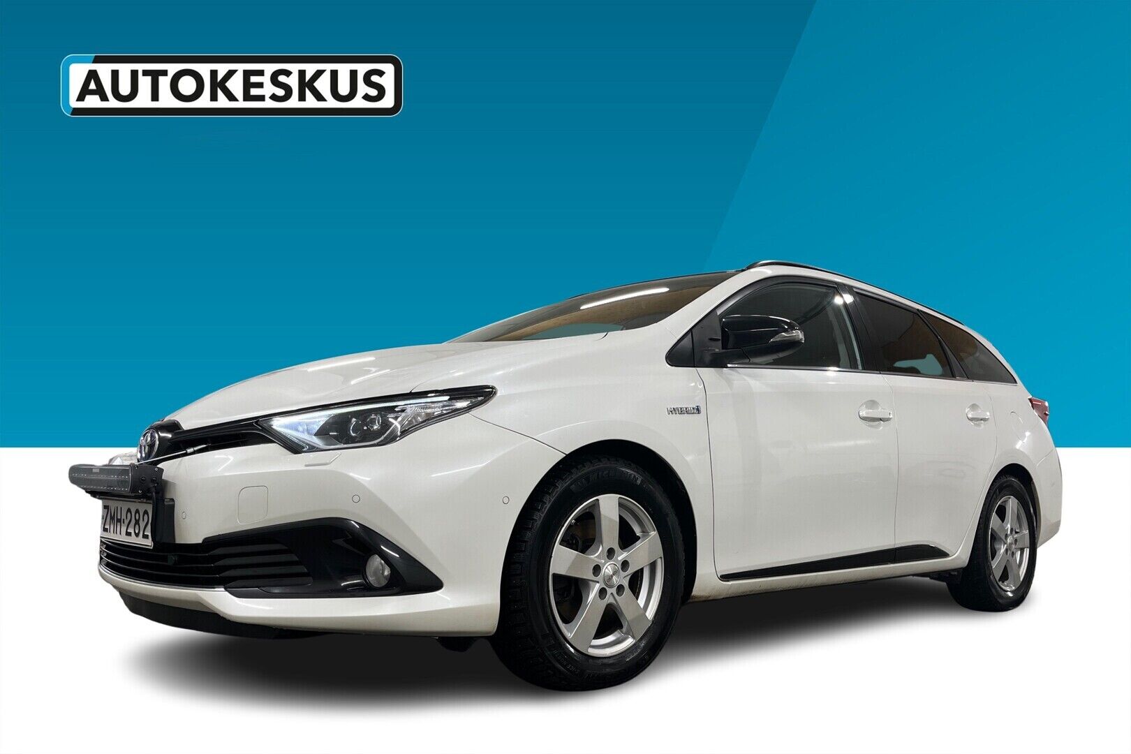 Toyota Auris iso kuva 0