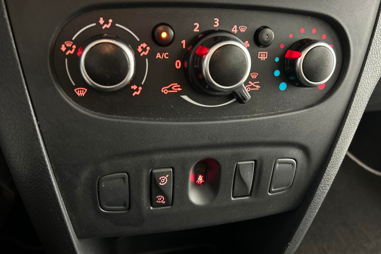 Dacia Logan MCV iso kuva 19