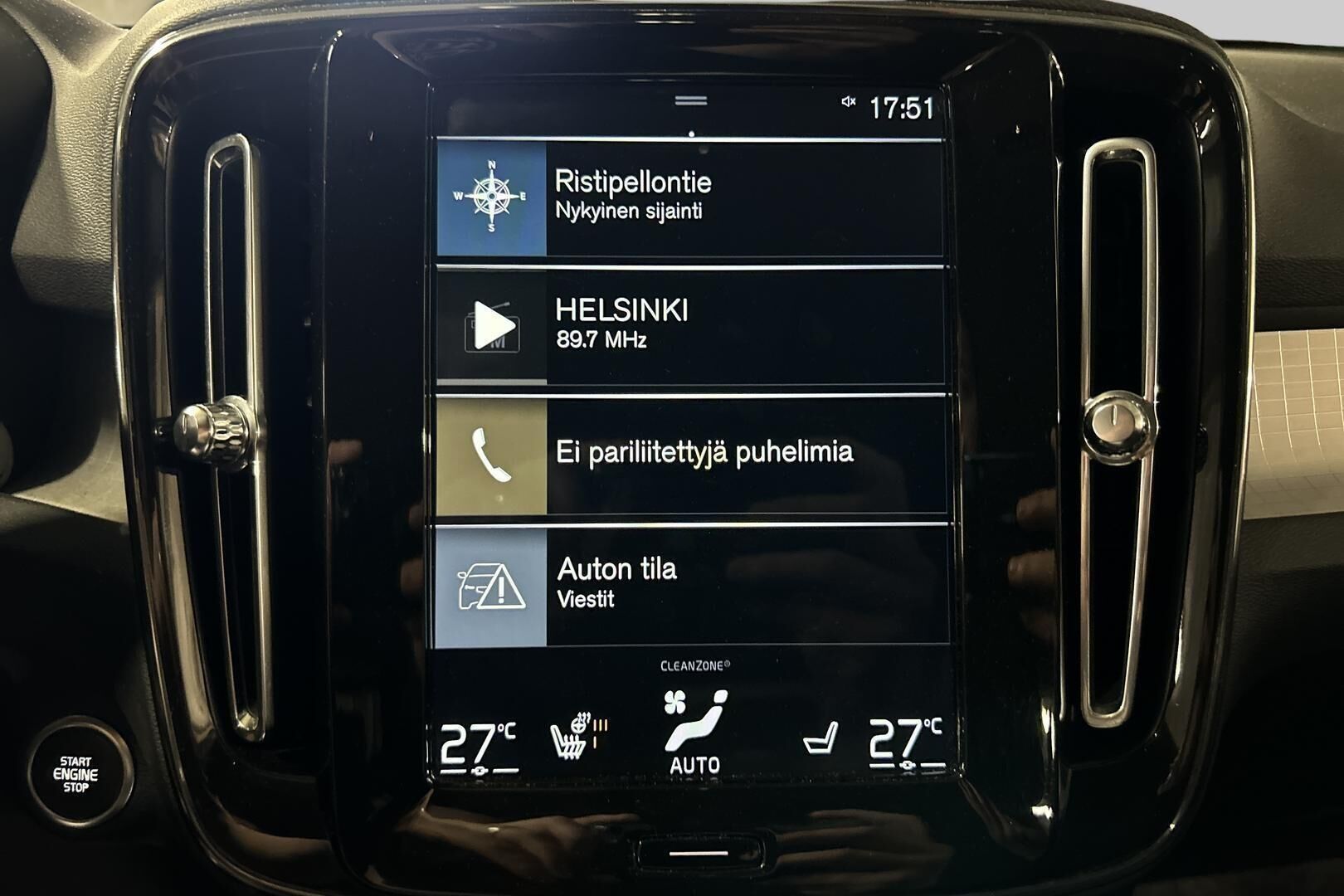 Volvo XC40 iso kuva 15