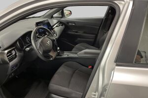 Toyota C-HR esikatselu 14