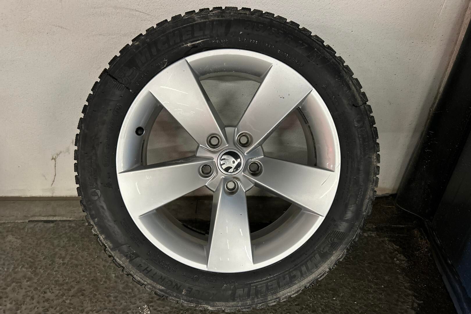 Skoda Karoq iso kuva 12