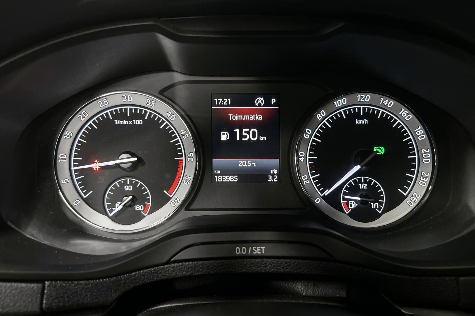 Skoda Karoq iso kuva 13