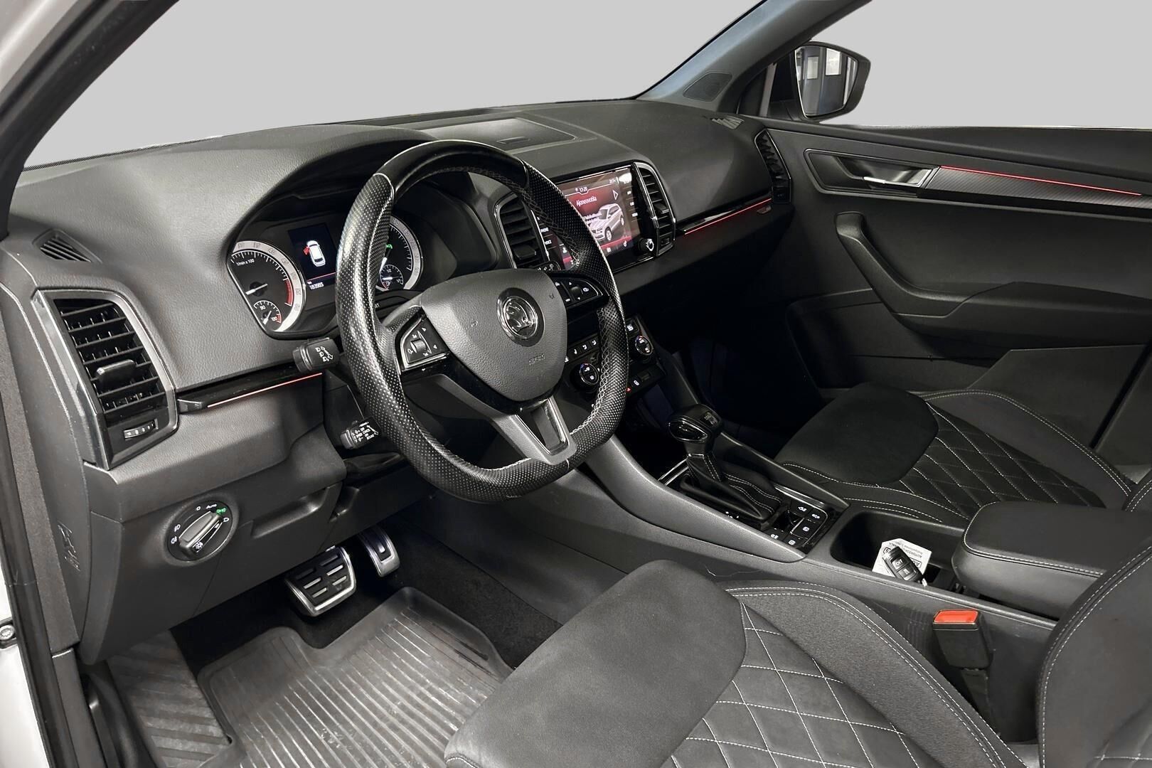 Skoda Karoq iso kuva 7