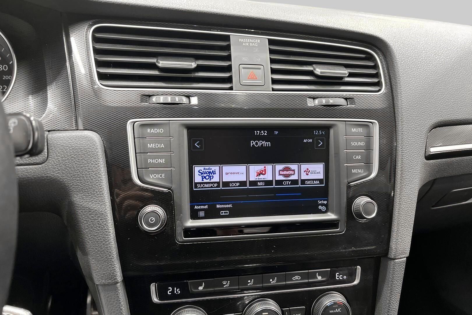 Volkswagen Golf iso kuva 13