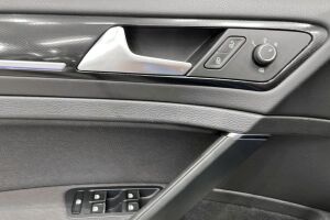 Volkswagen Golf esikatselu 12