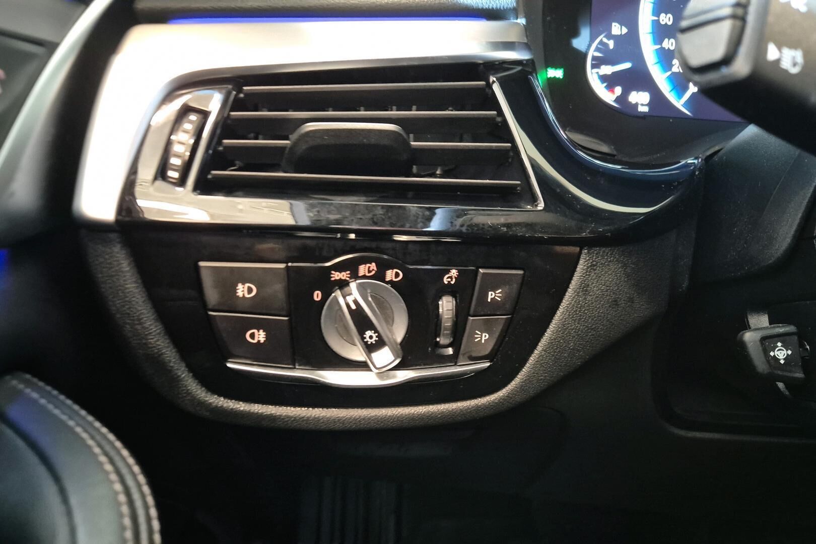 BMW 5-sarja iso kuva 18