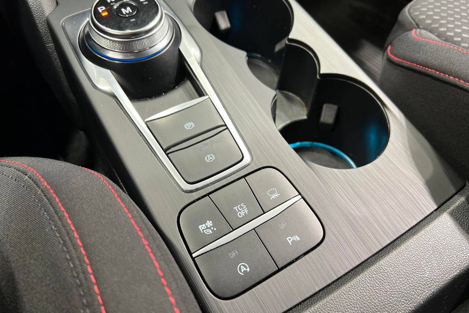 Ford Focus iso kuva 31