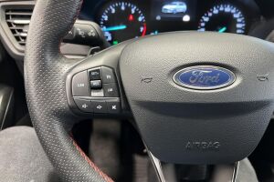 Ford Focus esikatselu 21