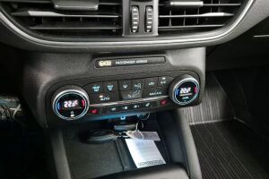 Ford Focus esikatselu 13