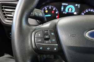 Ford Focus esikatselu 25