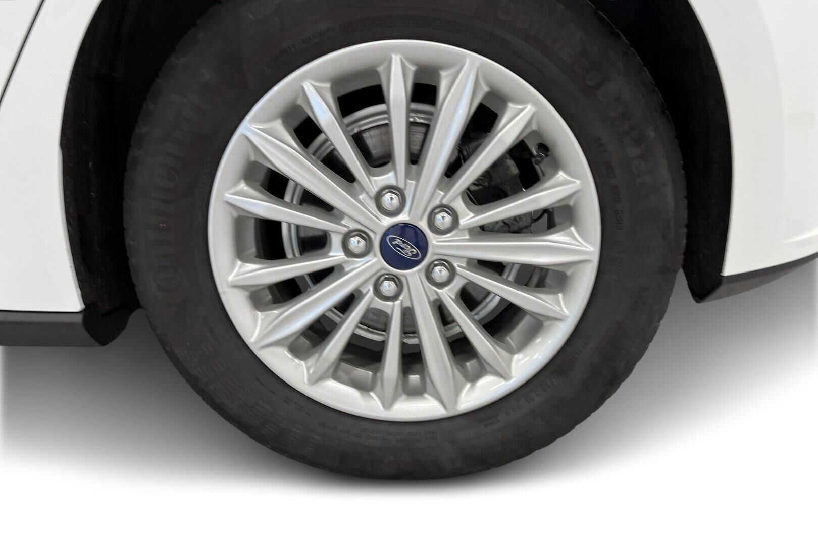 Ford Focus iso kuva 10