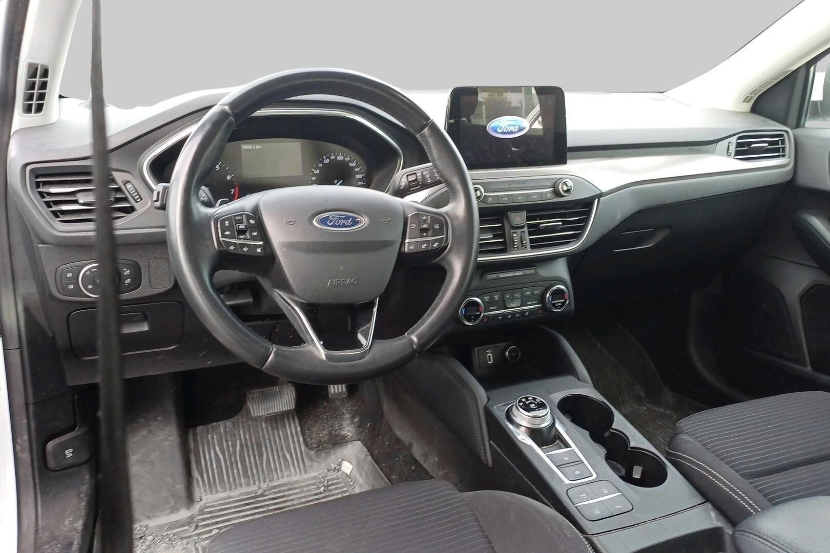 Ford Focus iso kuva 2
