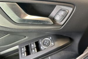 Ford Focus esikatselu 19