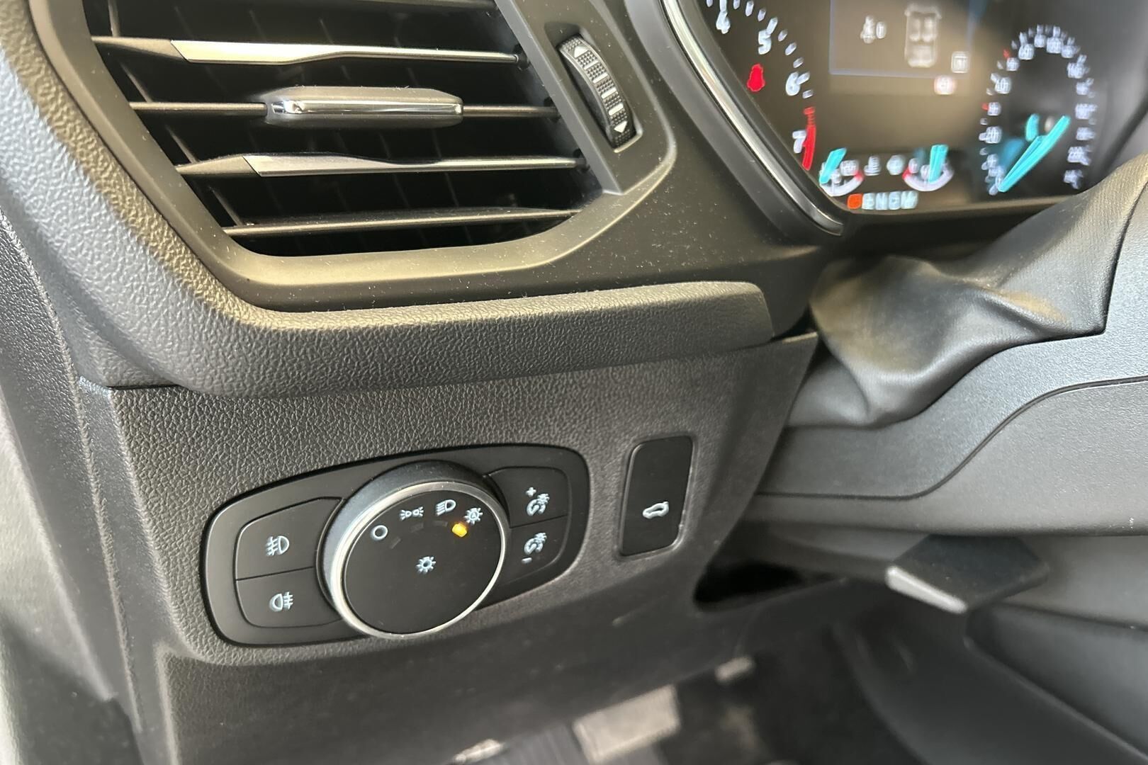 Ford Focus iso kuva 20