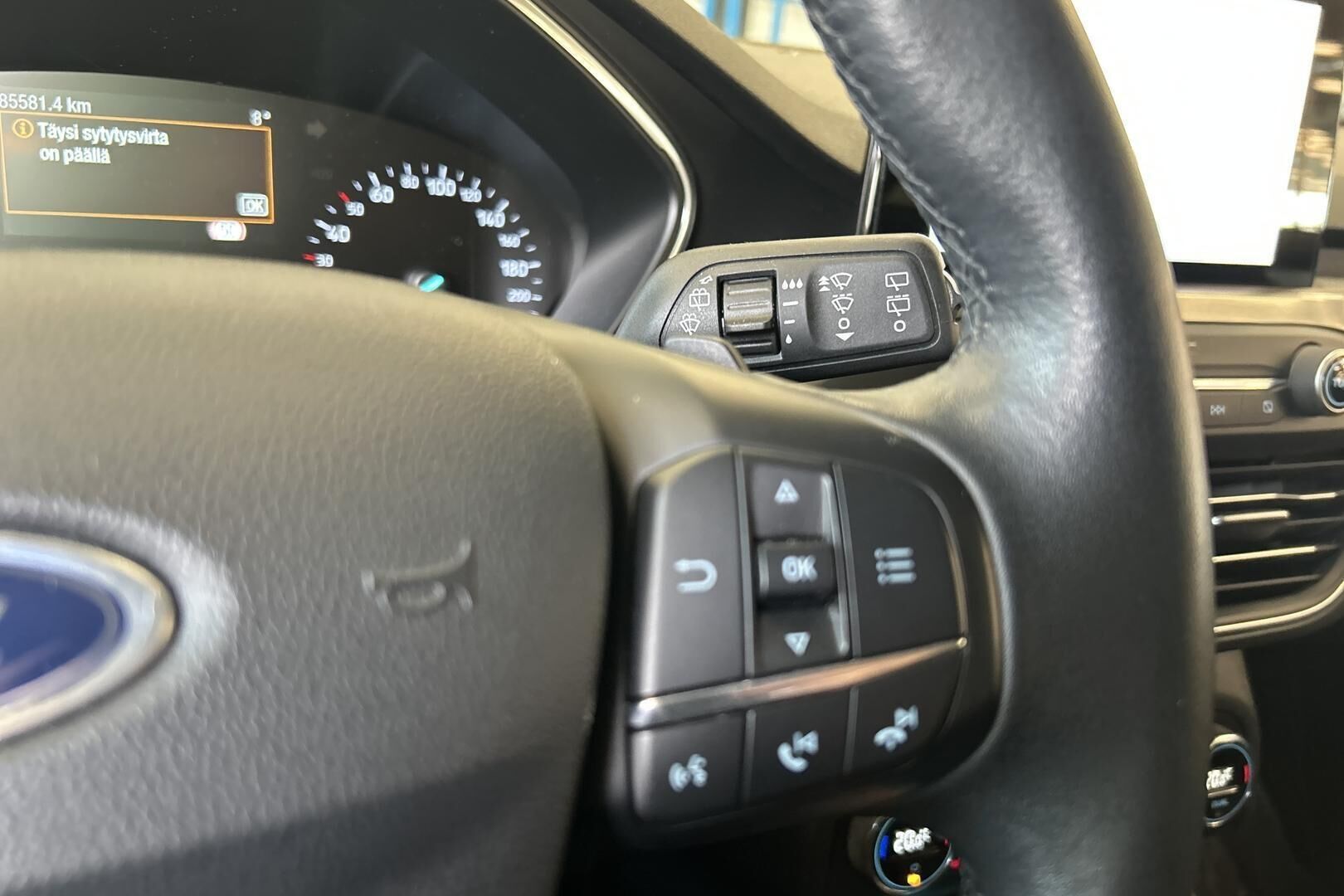 Ford Focus iso kuva 23