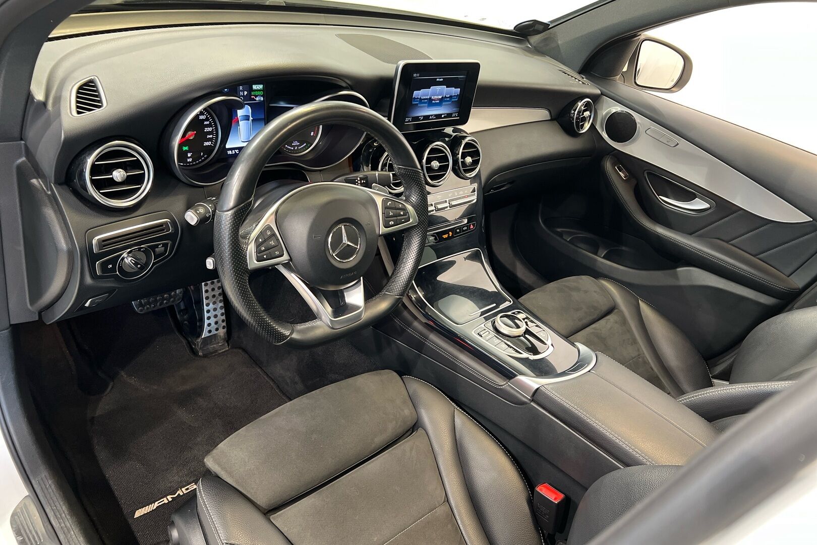 Mercedes-Benz GLC iso kuva 5