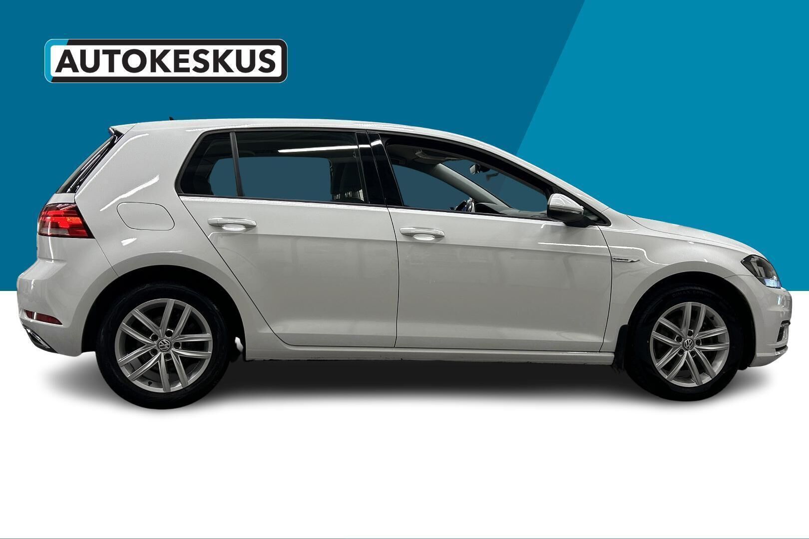 Volkswagen Golf iso kuva 3