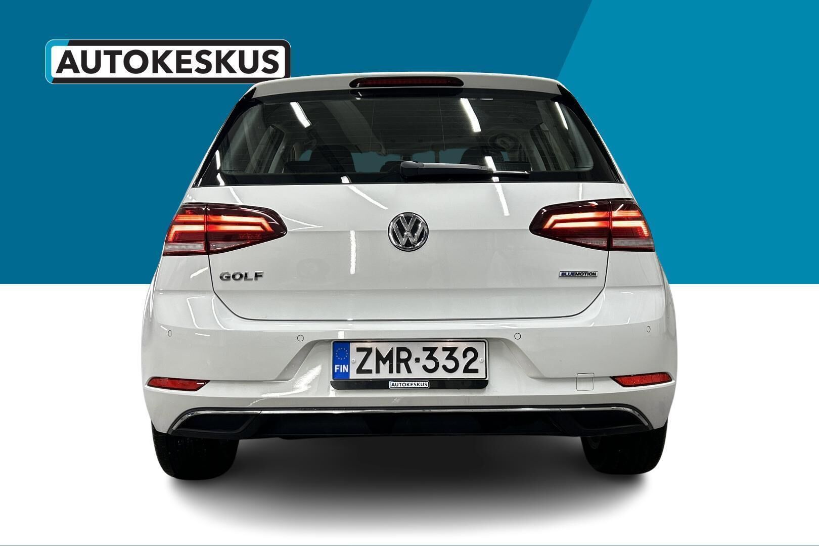 Volkswagen Golf iso kuva 5