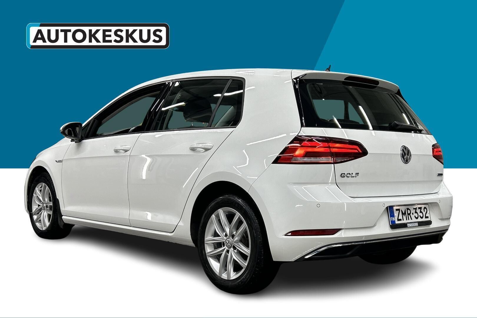 Volkswagen Golf iso kuva 6