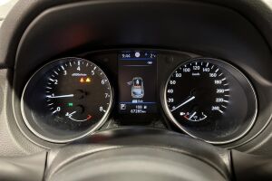 Nissan Qashqai esikatselu 17