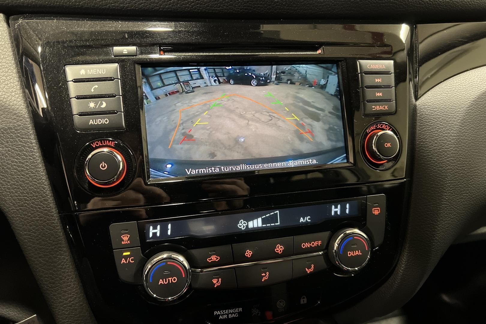 Nissan Qashqai iso kuva 19