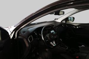 Nissan Qashqai esikatselu 1