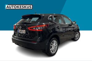 Nissan Qashqai esikatselu 4