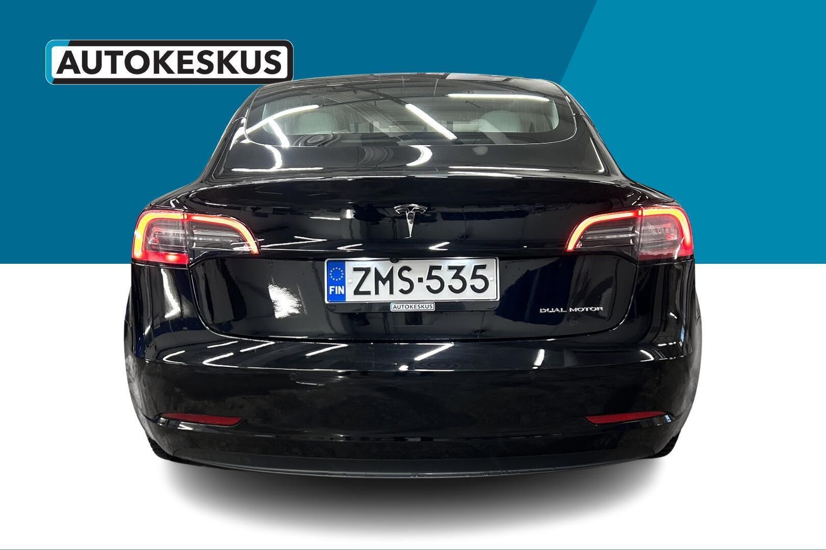 Tesla Model 3 iso kuva 6