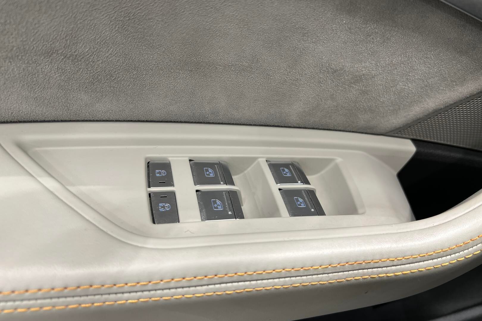 Audi e-tron iso kuva 33