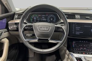 Audi e-tron esikatselu 37
