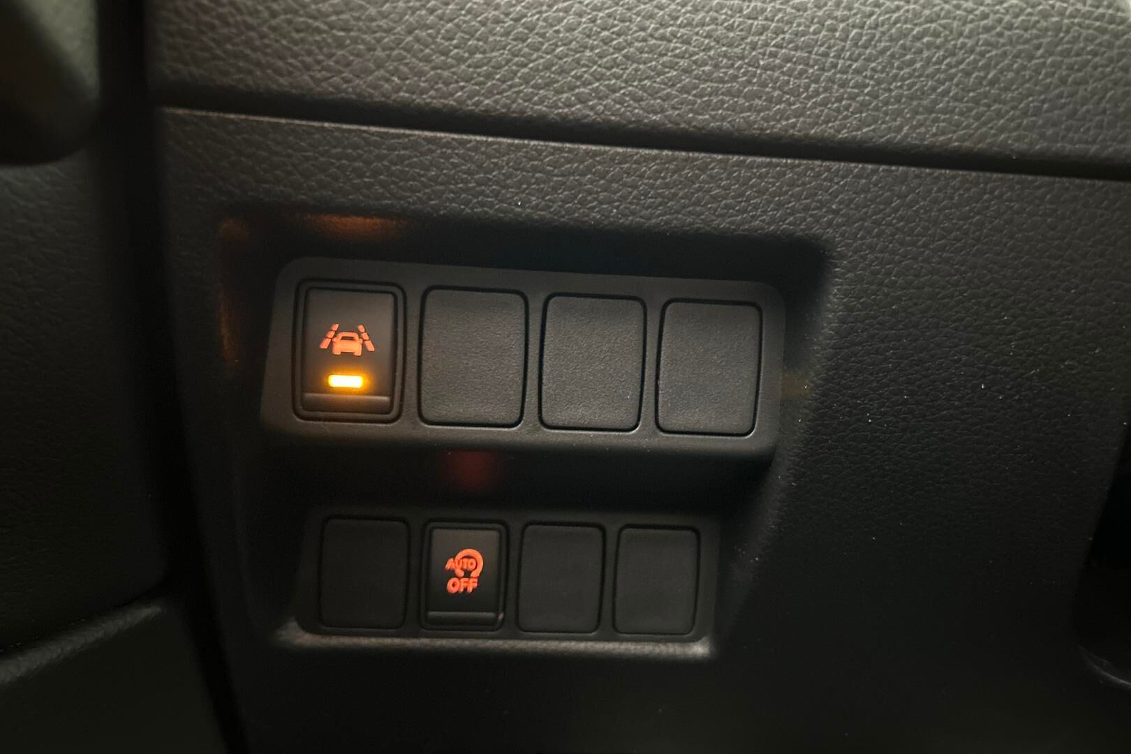 Nissan Qashqai iso kuva 19