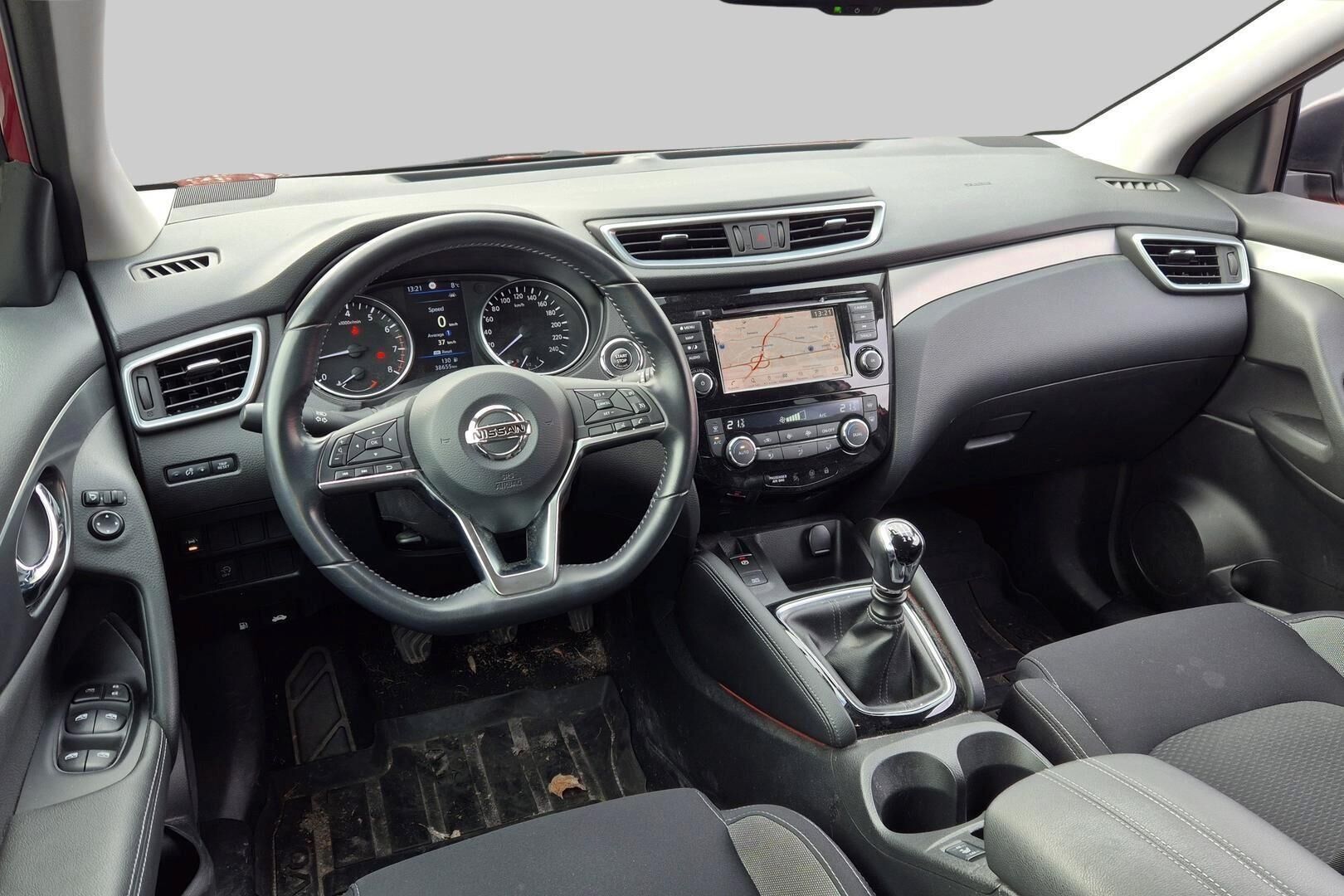 Nissan Qashqai iso kuva 2