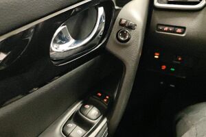 Nissan Qashqai esikatselu 17