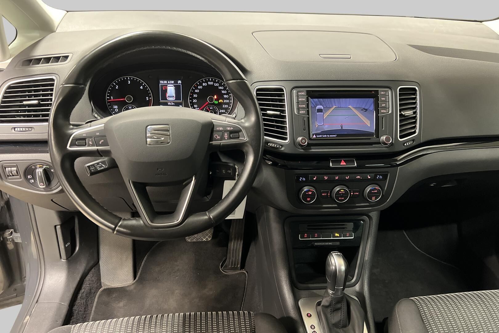 Seat Alhambra iso kuva 17