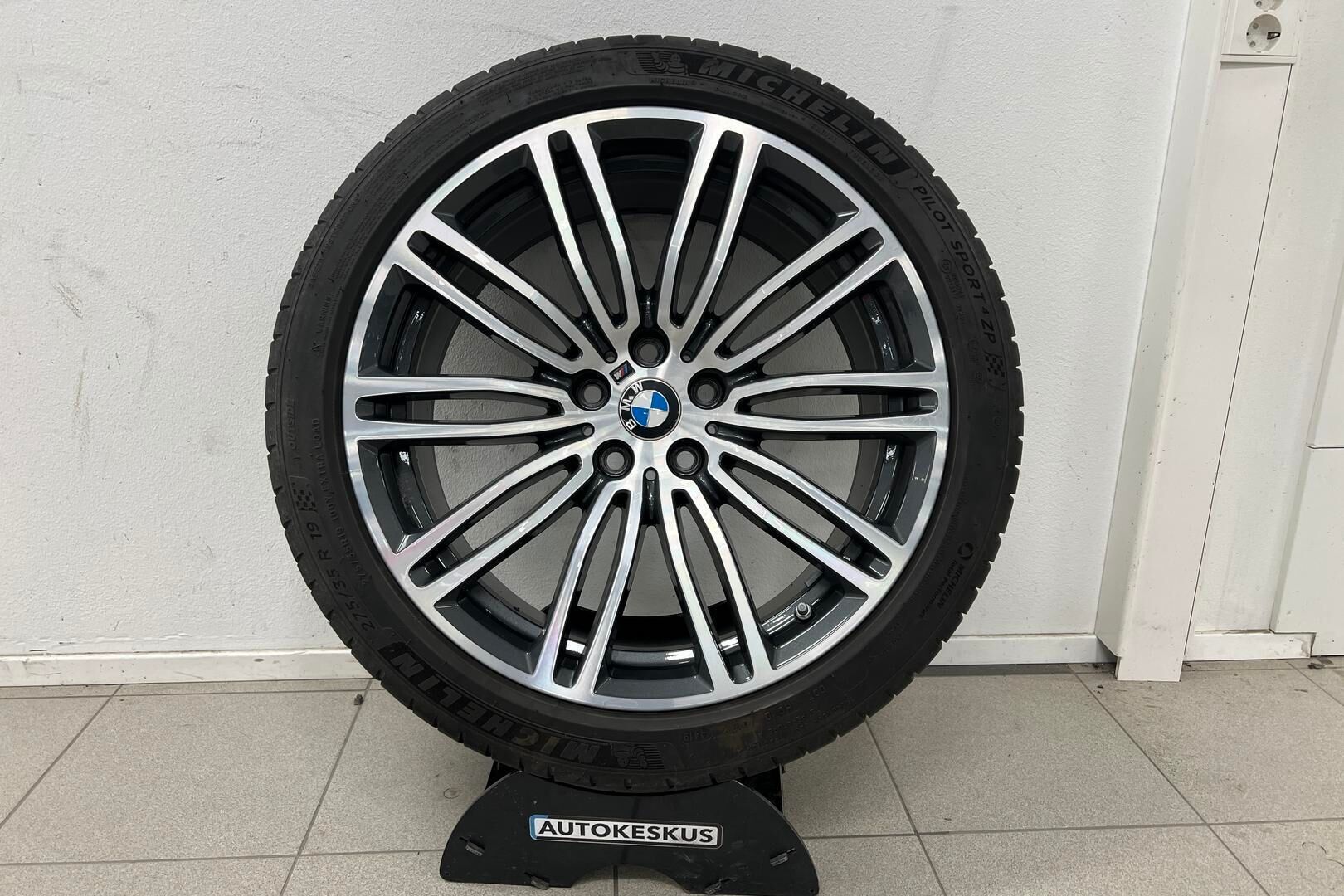 BMW 5-sarja iso kuva 20