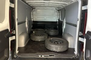 Renault Trafic esikatselu 11