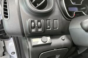 Renault Trafic esikatselu 14