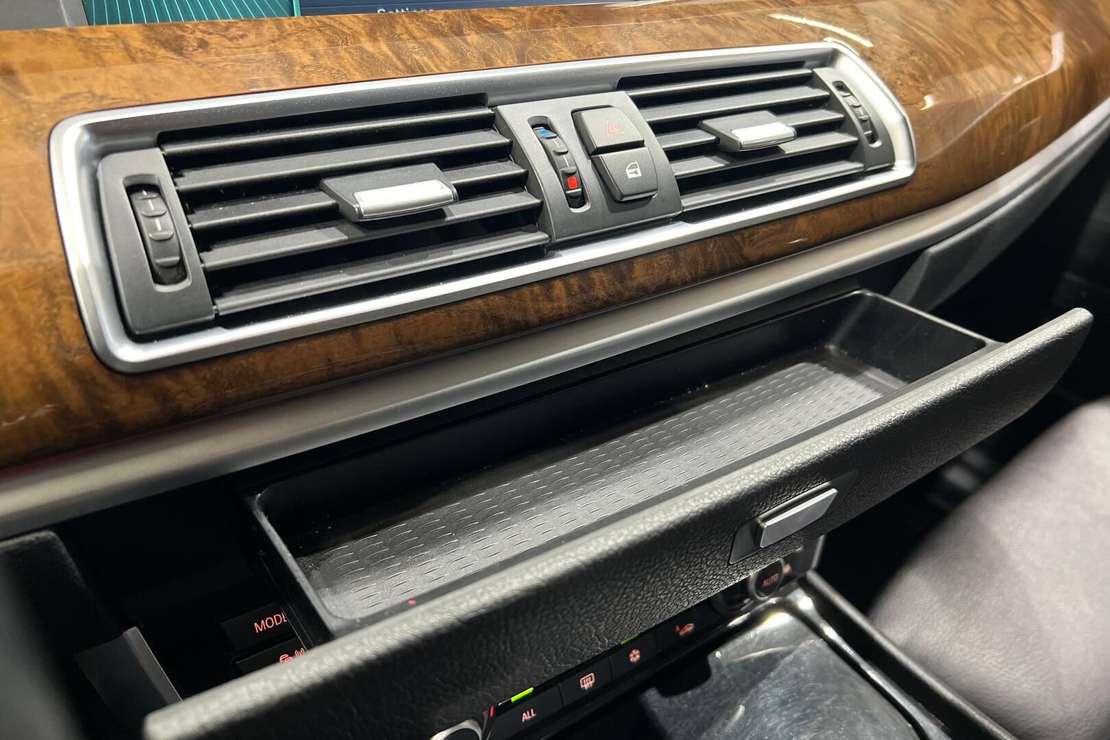 BMW 5-SARJA iso kuva 19