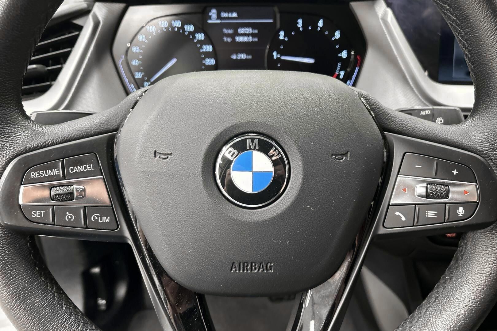 BMW 1-sarja iso kuva 18