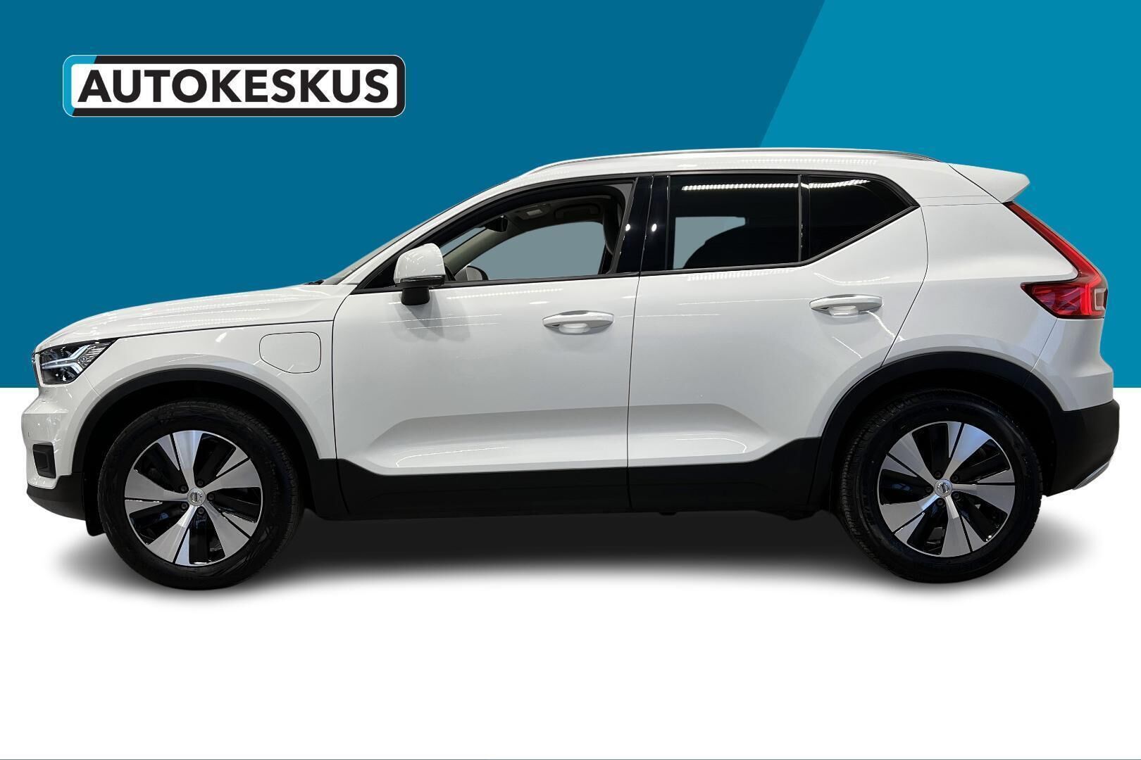 Volvo XC40 iso kuva 8