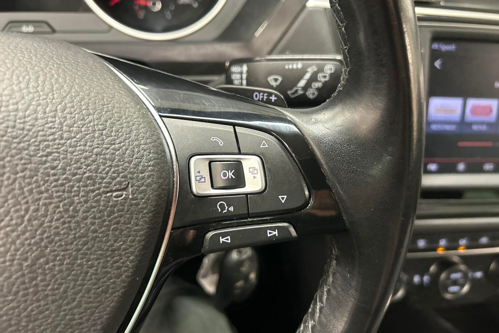 Volkswagen Tiguan iso kuva 20