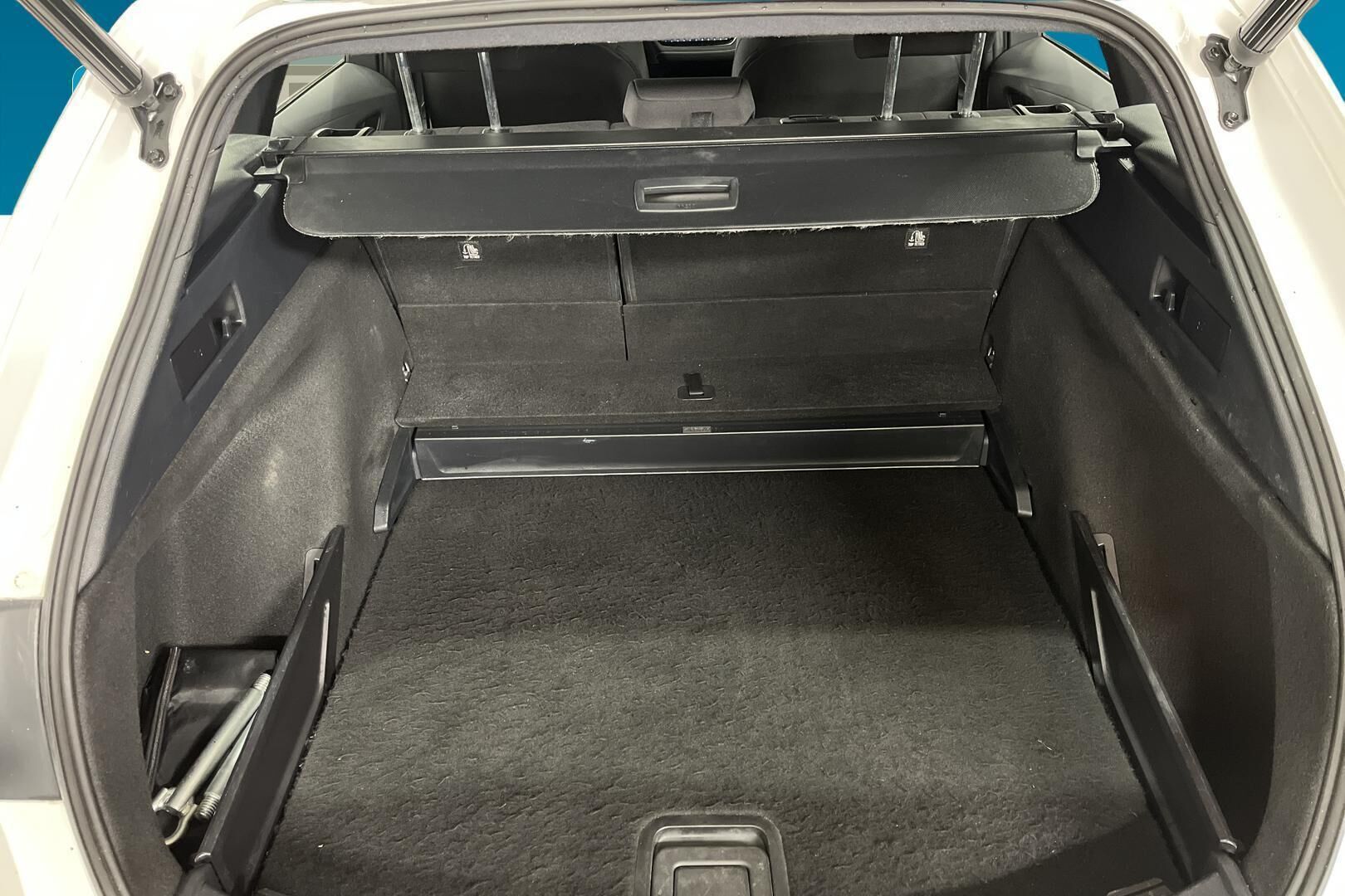 Toyota Corolla iso kuva 6