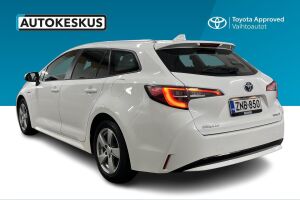 Toyota Corolla esikatselu 12