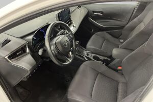 Toyota Corolla esikatselu 13