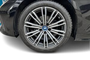 BMW 3-sarja esikatselu 11