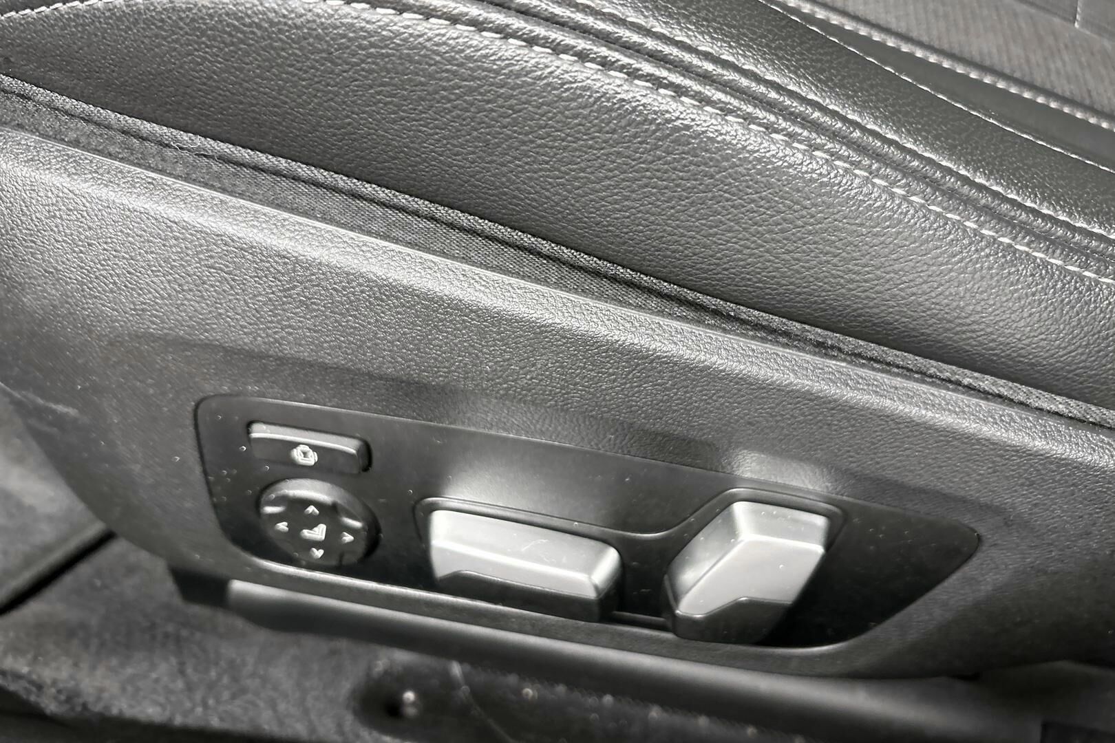 BMW 3-sarja iso kuva 27