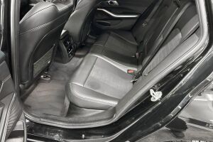 BMW 3-sarja esikatselu 36