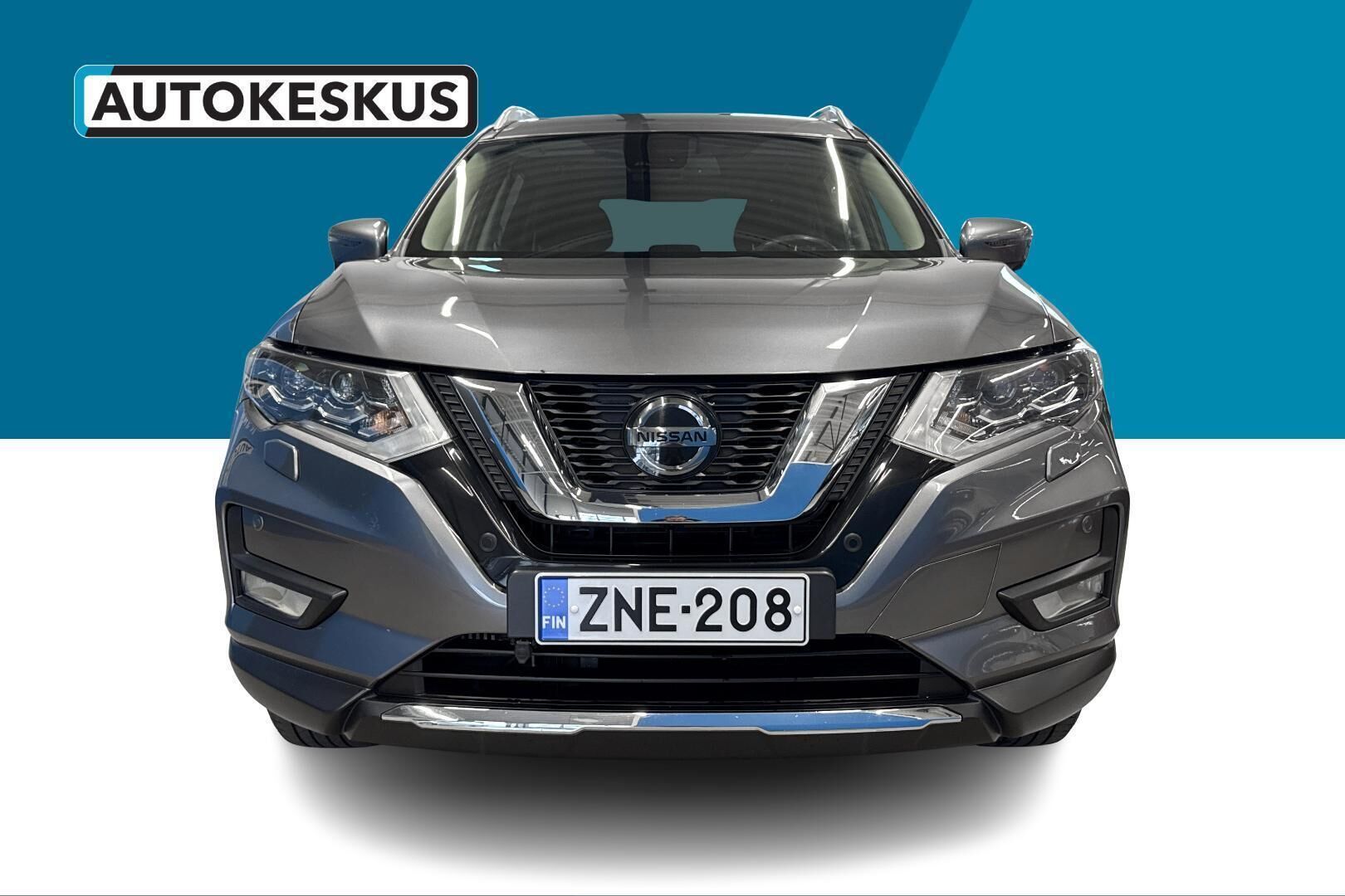 Nissan X-Trail iso kuva 2